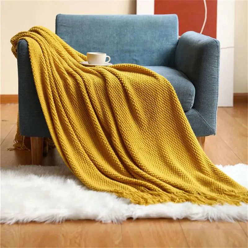 Nordic Knitted Throw Blanket — Soft Winter Plaid with Tassels