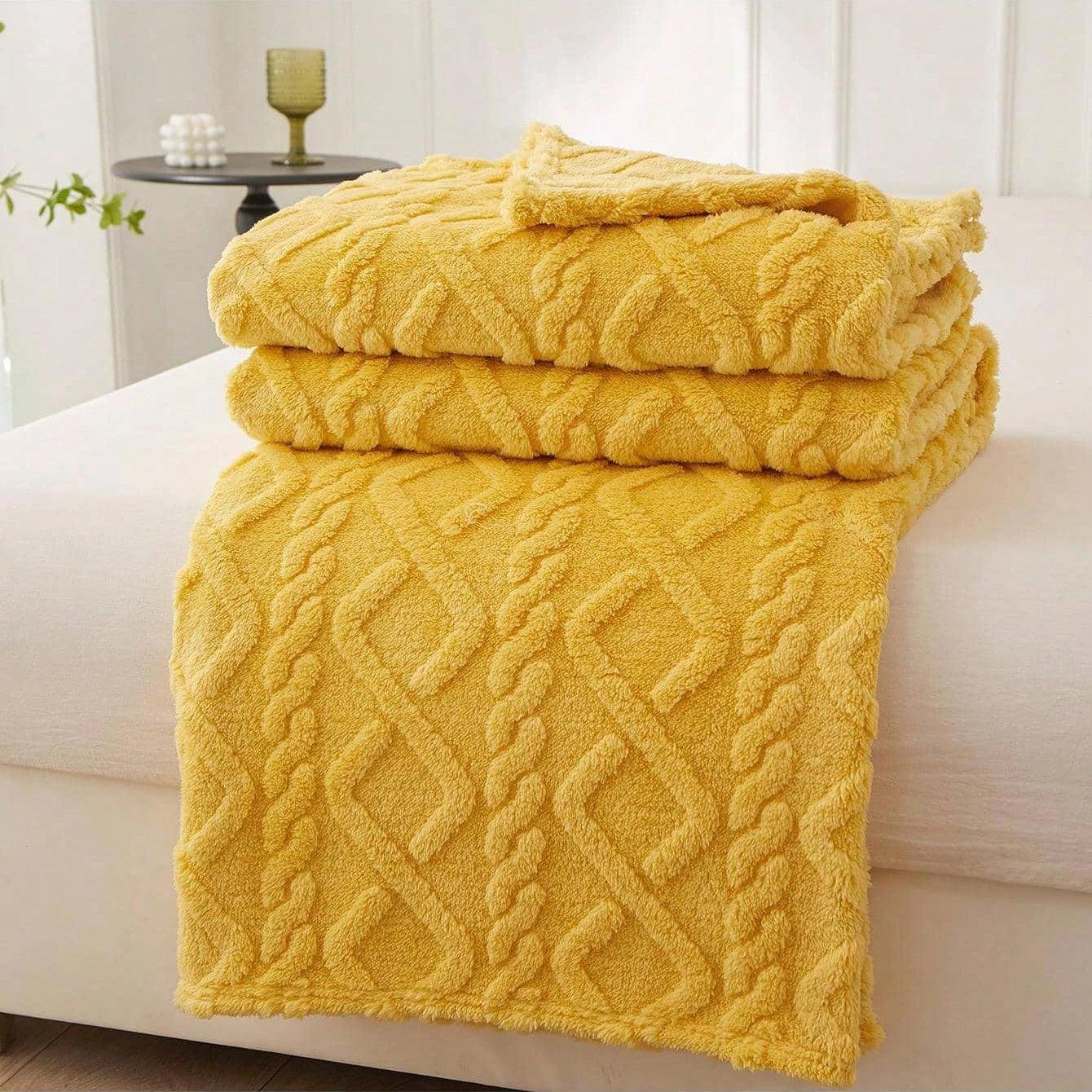 Coral Fleece Blanket — Lightweight Multi-Purpose Throw