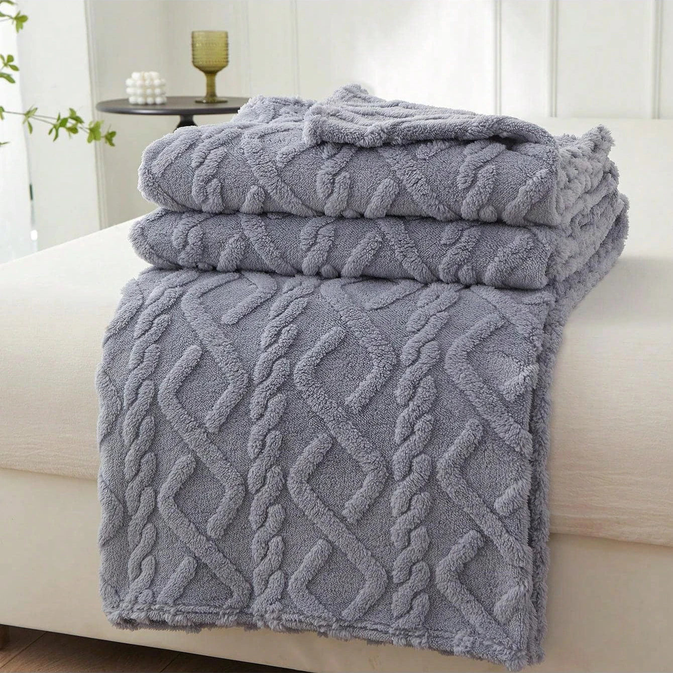 Coral Fleece Blanket — Lightweight Multi-Purpose Throw
